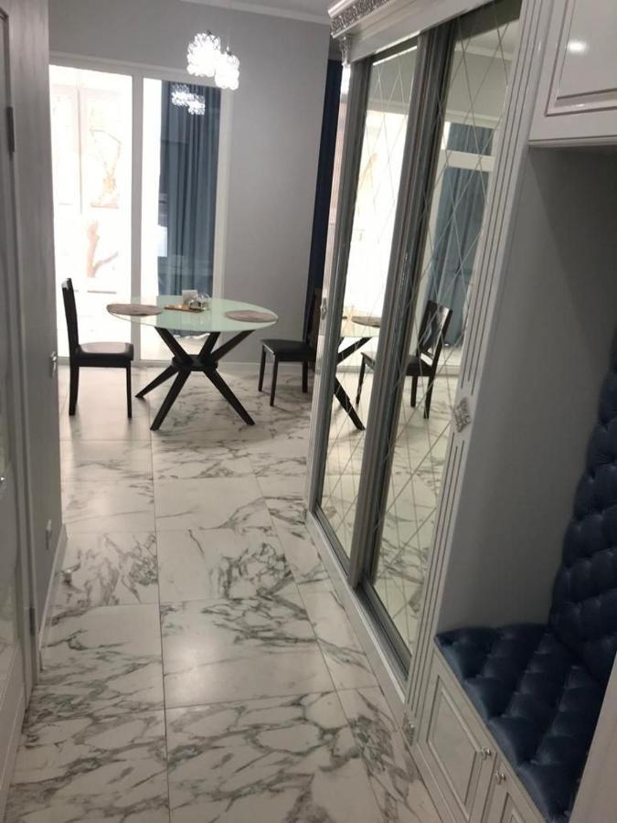 Люкс Апартаменты На Назарбаева Uralsk Extérieur photo